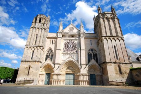 Poitiers: Eleanor of Aquitaine Walking Tour