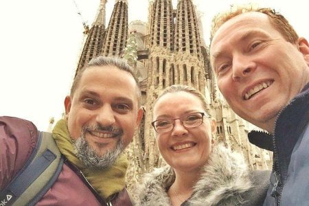 Food & Drink Tasting Private Tour & Sagrada Familia Skip the Line