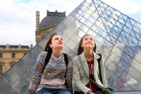 Paris Private Full Day Tour – Skip the Line Tickets to Louvre & French Lunch