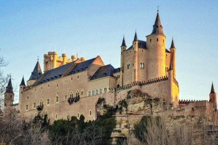 Winery Tour in Ribera del Duero & Segovia – From Madrid