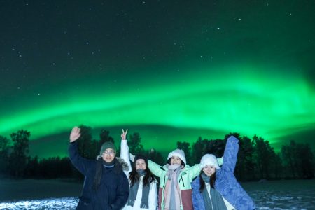 Private Unlimited Northern Lights Guarantee Tour with Photographer & Unlimited Mileage/Time – Private Tour