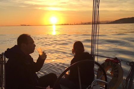 2 Hour Sunset Sailing Experience including open bar and Tapas