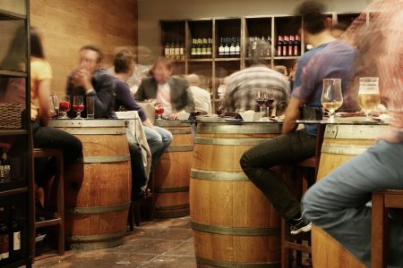 Madrid: Tapas Tour with Wine or Beer