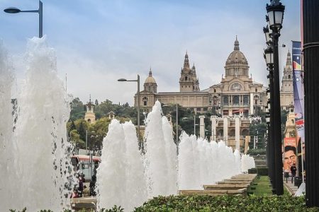 Private Contrast Barcelona Tour (4 Hours) – From Barcelona