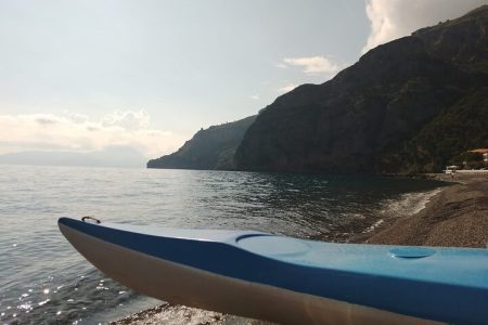 James Bond Kayak Tour in Maratea: In the Footsteps of 007