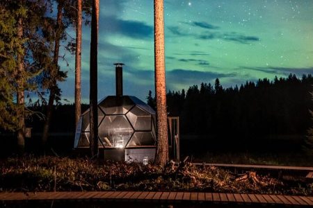 Rovaniemi Romantic Dinner in a Glass Igloo