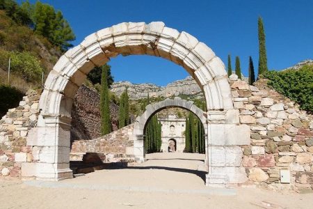 Private tour Siurana Escaladei & Wines – Pick up hotel From Salou/Tarragona