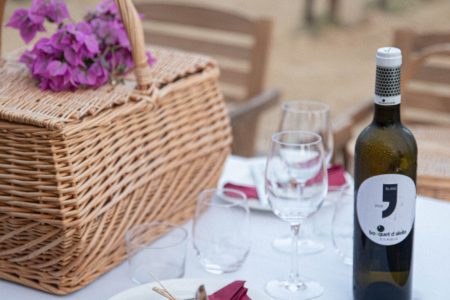 Wine tasting and picnic at the Bouquet d’Alella winery near Barcelona