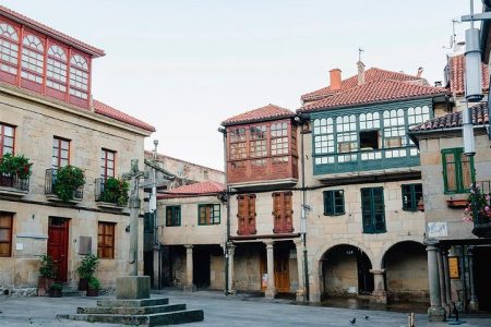 Self-Guided Audio Tour – Squares of Pontevedra