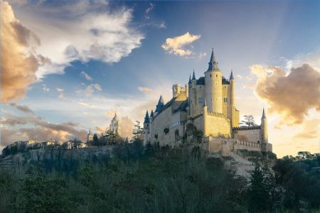 Segovia and Avila Guided Tour and Flamenco Show in Madrid