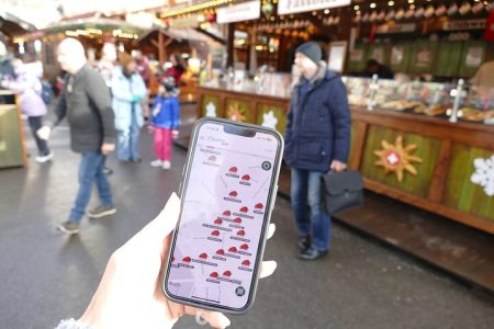 Original track game on Christmas markets in Vienna