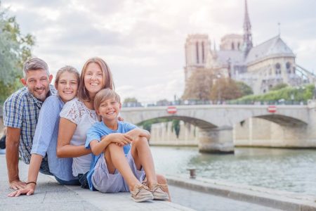 Paris Private Family Tour – City Highlights & the Best Museum for Kids