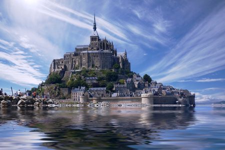 3-Day Normandy – Brittany – 3 Loire Castles Small-group by Minivan from Paris.