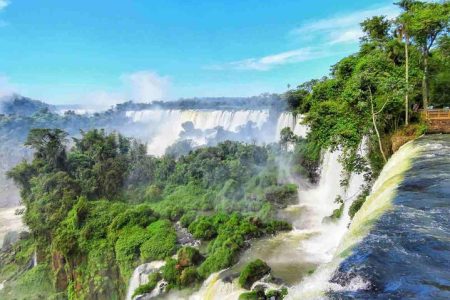 Private Full-Day Iguazu Falls Tour with Airfare from Buenos Aires