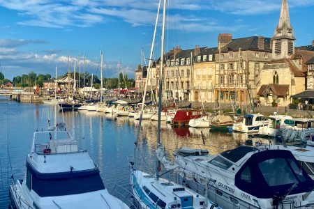 2-day Mont Saint-Michel, Normandy, Brittany Private Trip from Paris.