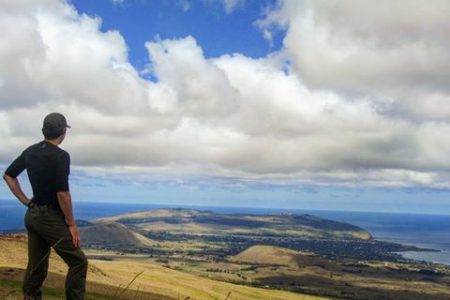 Island’s highest volcano: Half Day Private Trekking