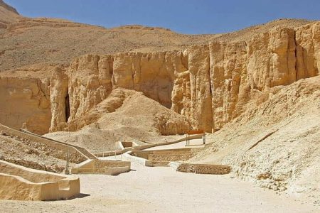 Full Day Private Tour to Valley of the Kings and Queens