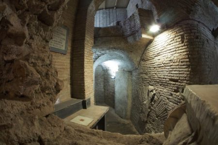 Discover Christian catacombs and ancient basilicas by minivan from Rome