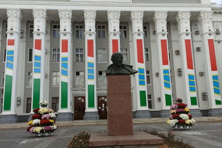 Classic tour to Transnistria  including lunch from Moldova