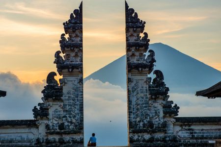 Bali Instagram-able Tour : Gate of Heaven Lempuyang