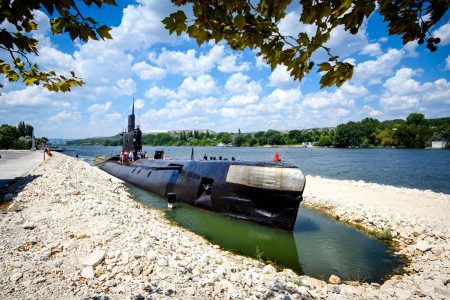 Private Tour in Museum of Glass and Museum Submarine Glory near Varna