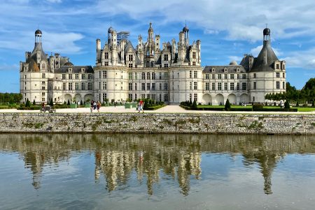 Chambord, Chenonceau, Da Vinci Castle Small group Trip from Paris.