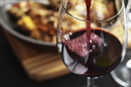 Tuscan Appetizer & Wine Tasting in San Gimignano countryside