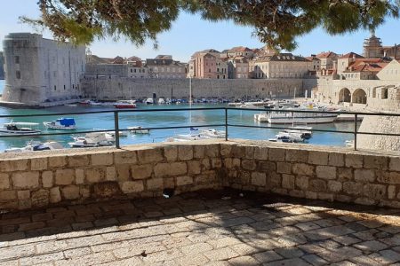 Private Tour: The Awakening of Dubrovnik & First Morning Coffee
