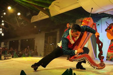 Dinner Show – Rafain Steakhouse