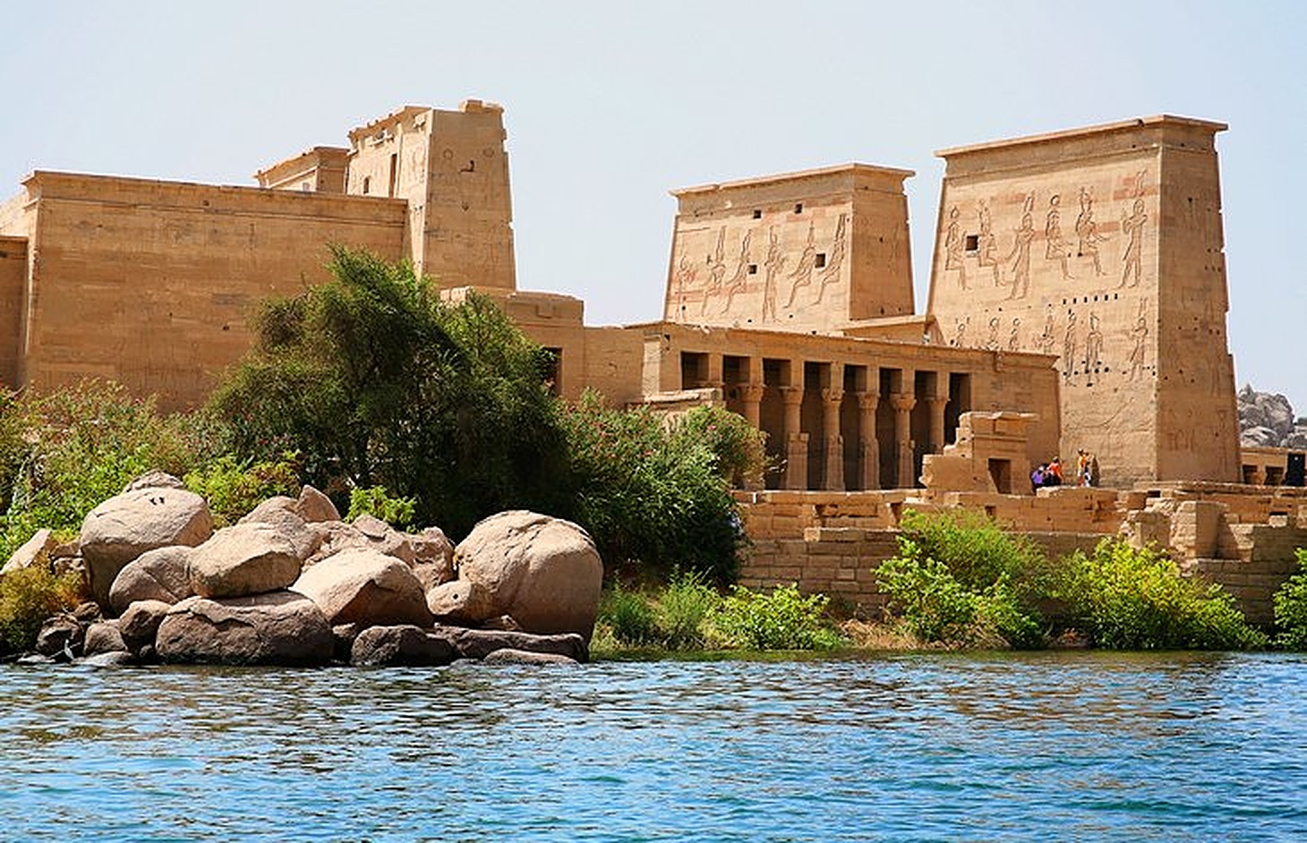 Day 3 Cruising the Nile from Aswan to Luxor 3 Nights Cruise / Discover Philae Island