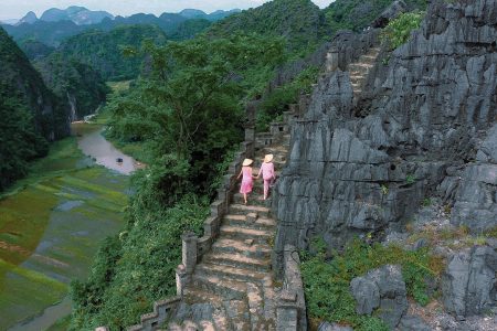 Luxury Hoa Lu, Tam Coc & Mua Cave 1 Day Tour – By Limousine & Small Group from Hanoi |English tour